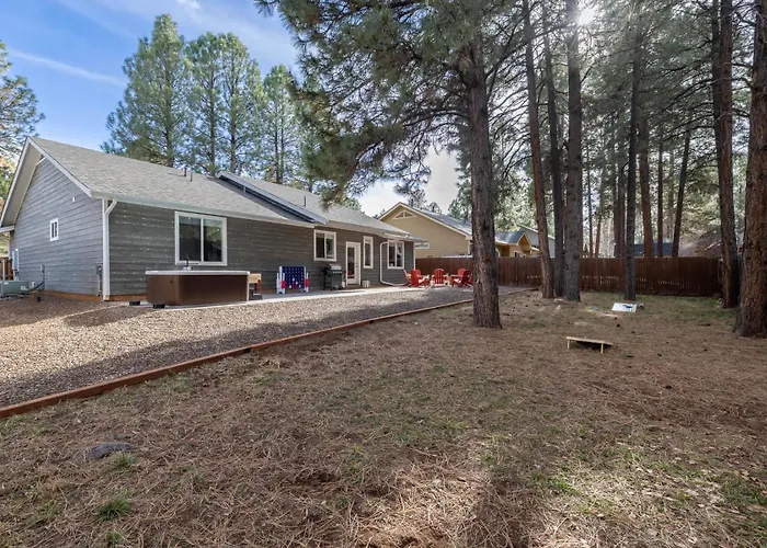 Retreat With Hot Tub Holiday home Flagstaff