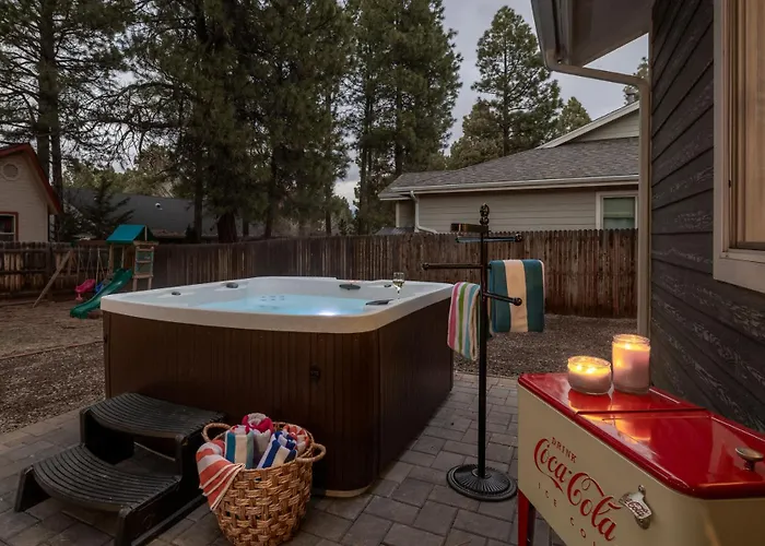 Retreat With Hot Tub Holiday home Flagstaff