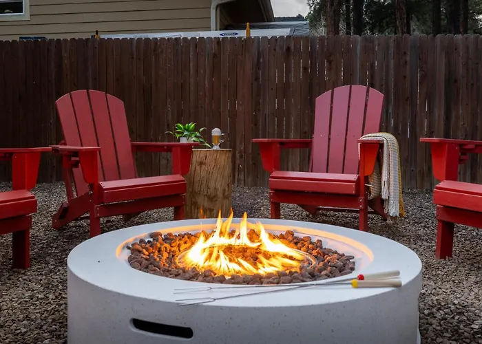 Retreat With Hot Tub *
